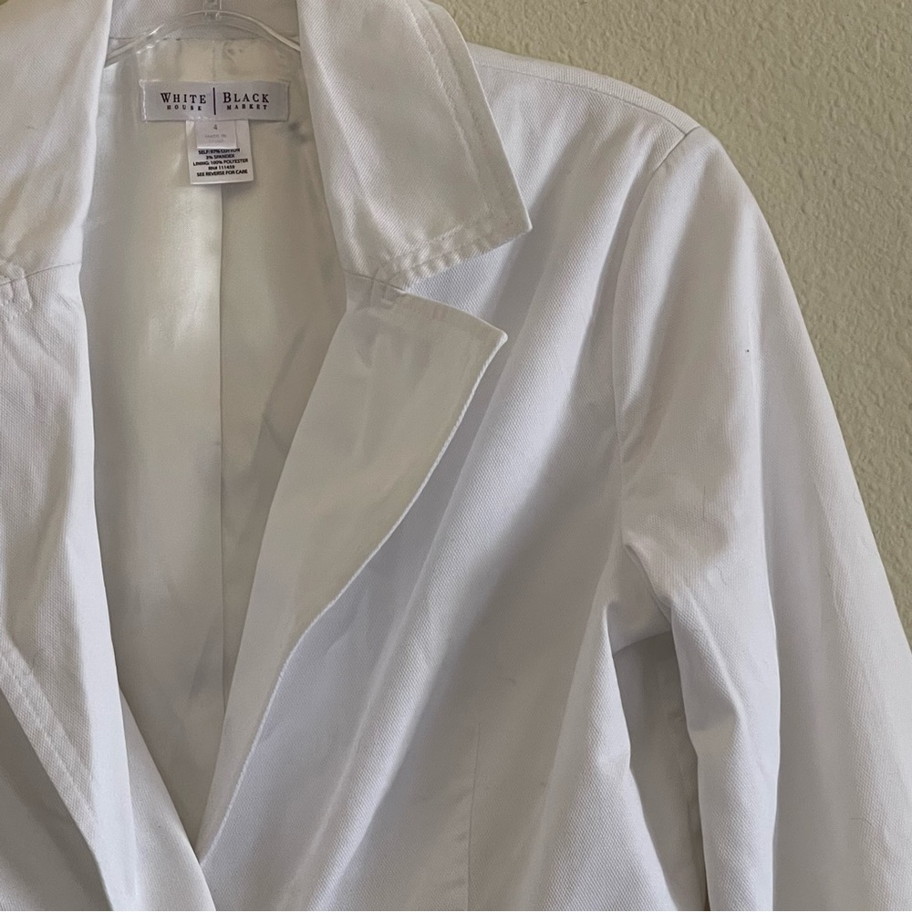 WHBM White semi-distressed cotton blazer jacket with eyelet trim size 4 - Picture 4 of 17